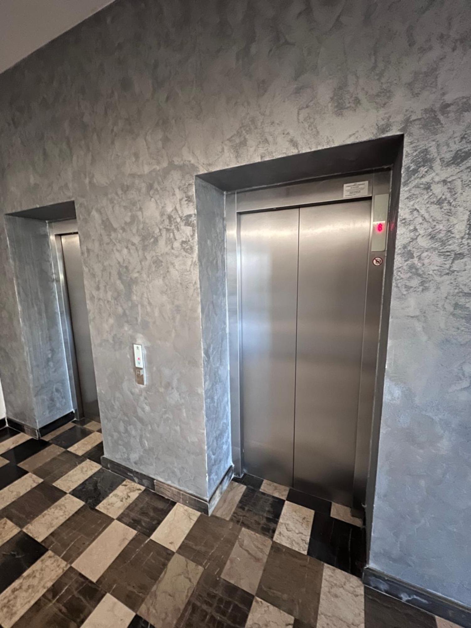 Airport Flyhub Chic Apartment Iasi Exterior photo